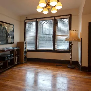 https://5-bedroom-downtown-savannah-ga.top-hotels-in-savannah.com